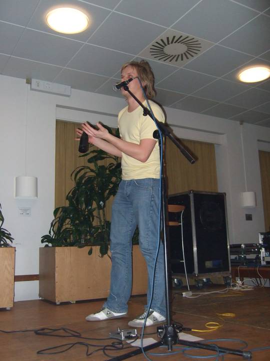 stand_up/20070316233933_00