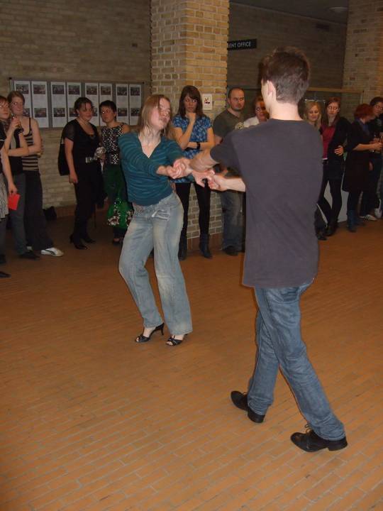 salsa-aften/20080206191310_00