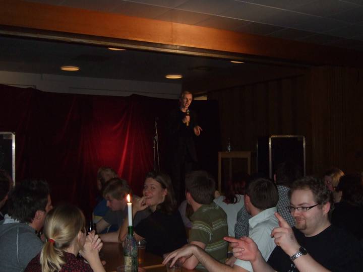 stand_up/20090313091322_00