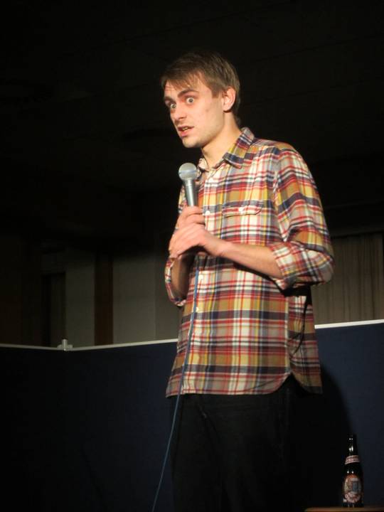 stand-up/20110310214603_00