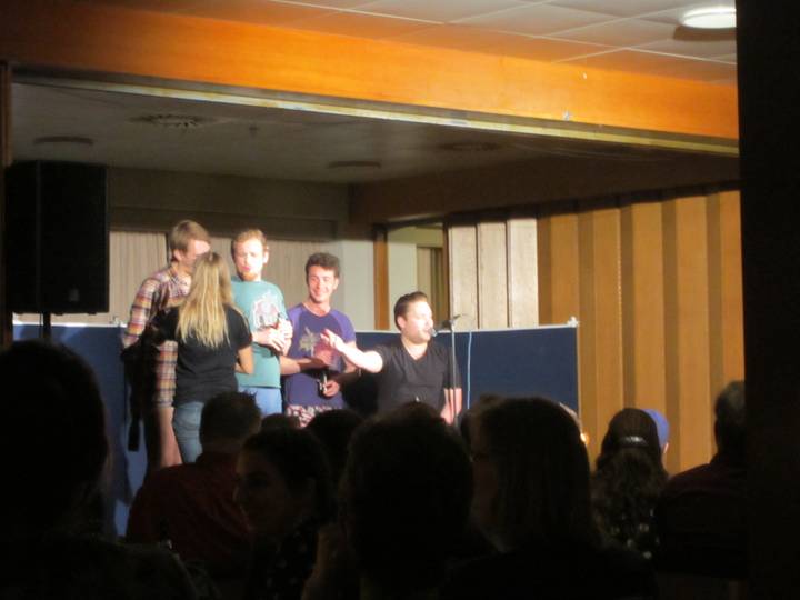 stand-up/20110310233924_00