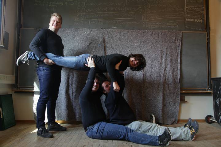 familiebilleder/20250323143140_17