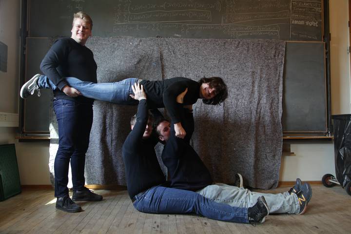 familiebilleder/20250323143141_35