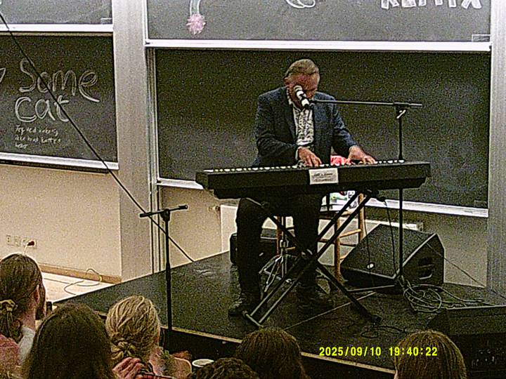 fjerde-foredrag/20250910194022_00