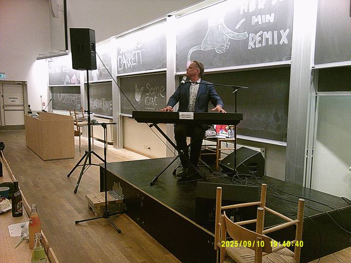 fjerde-foredrag/20250910194040_00