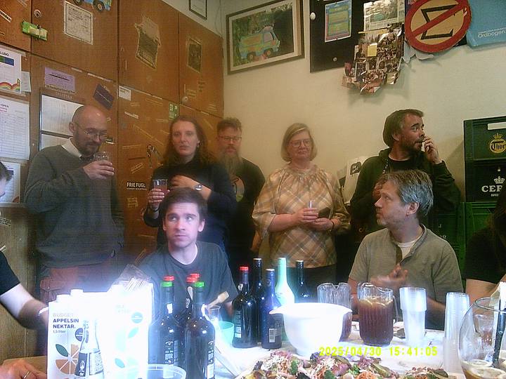 forarsreception/20250430154105_00