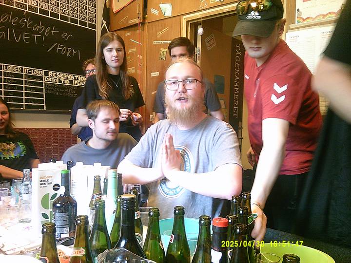 forarsreception/20250430165147_00