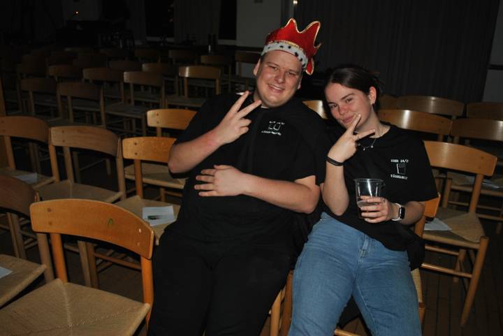 julerevy-fest/20241206205116_00