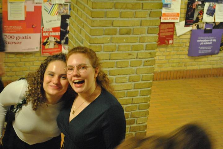 julerevy-fest/20241206233137_50