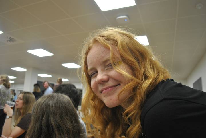 julerevy-fest/20241206235134_50