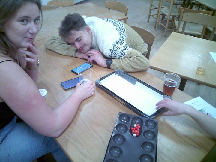 julerevy-fest/20241206203436_00