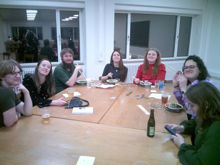 julerevy-fest/20241206203719_00