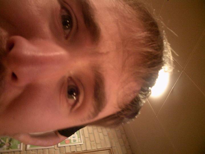 julerevy-fest/20241206210800_00