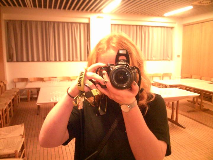 julerevy-fest/20241206224033_00