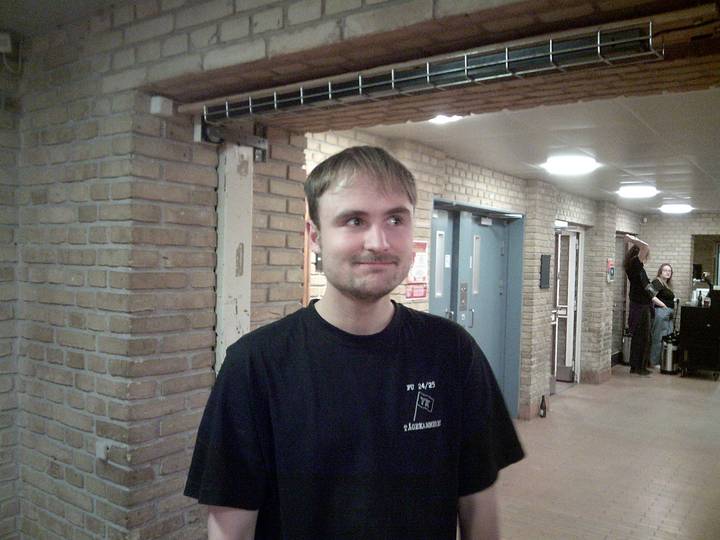 julerevy-fest/20241206180724_00