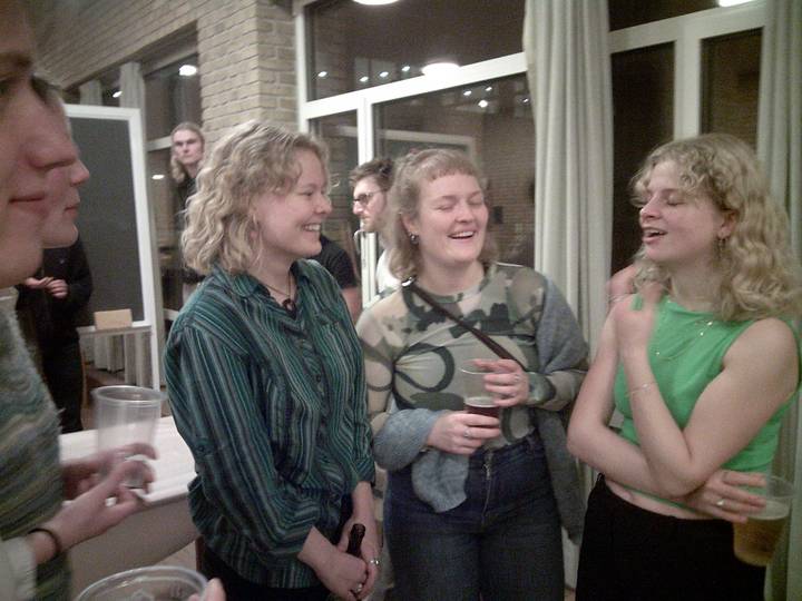 julerevy-fest/20241206202626_00