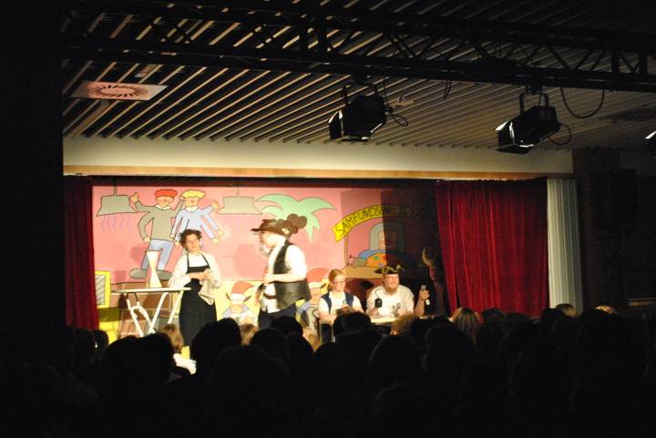 julerevy/20241206192448_00