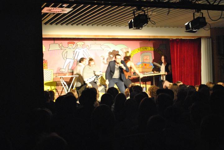 julerevy/20241206192850_50