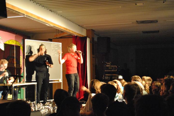 julerevy/20241206194203_50