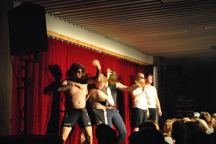 julerevy/20241206195501_50