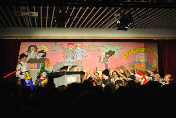 julerevy/20241206203730_50