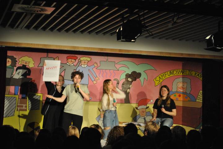 julerevy/20241206212339_00