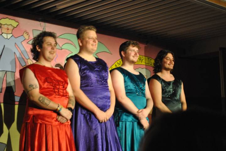 julerevy/20241206215036_00