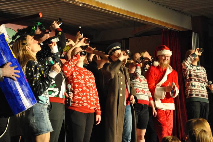 julerevy/20241206224115_00