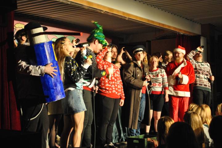 julerevy/20241206224120_00