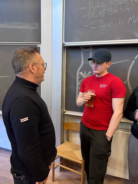 olsmagning-med-ebeltoft-gardbryggeri/attxgtfcpzjq7jycozf062gvomaj8rqaalu-41tiamh7vu