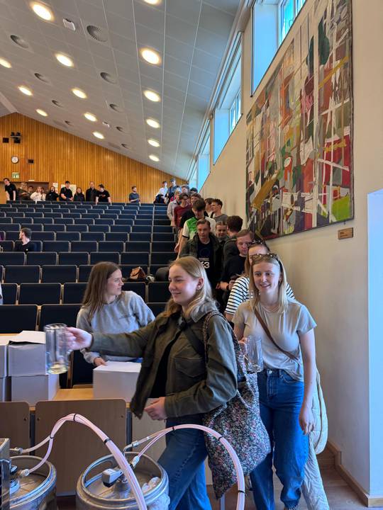 olsmagning-med-ebeltoft-gardbryggeri/attzspuj2qdmuekqajaf5igvifs9ei8fda8upcbsinc3wc