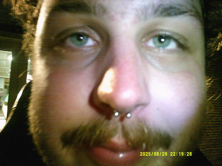 rushyg/20250829221928_00