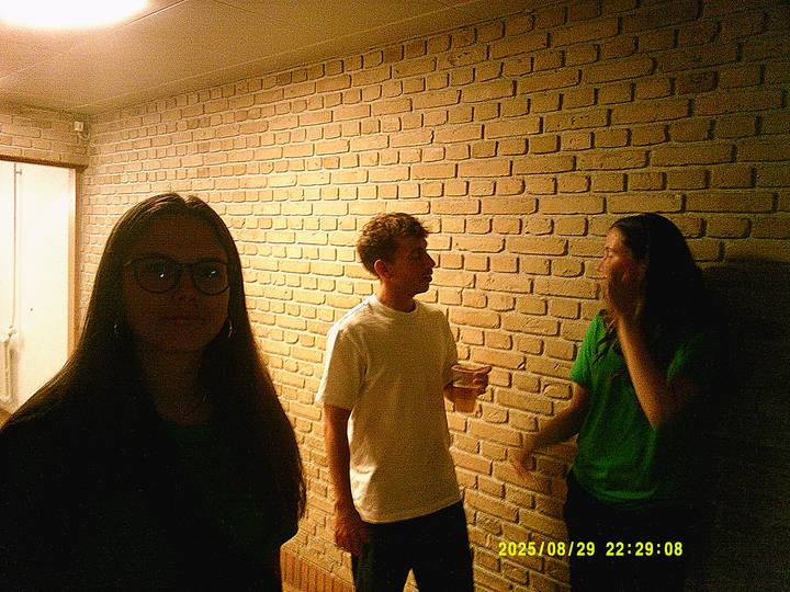 rushyg/20250829222908_00