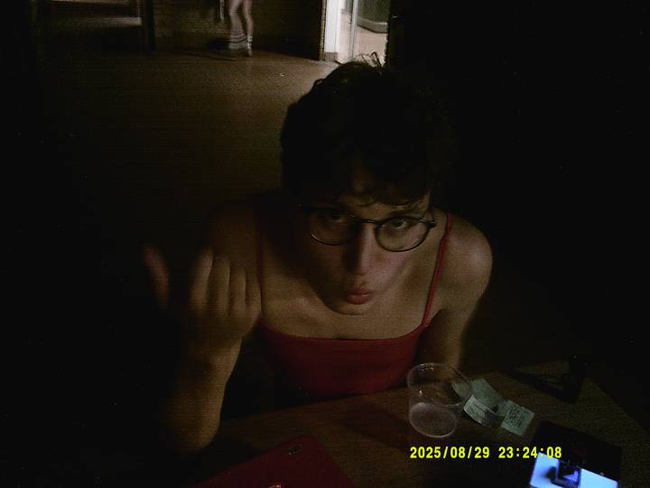 rushyg/20250829232408_00