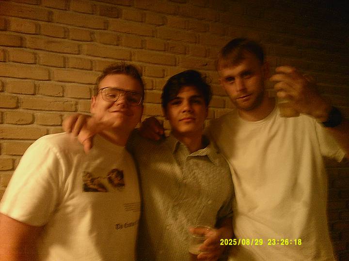 rushyg/20250829232618_00