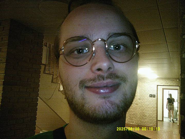 rushyg/20250830001013_00