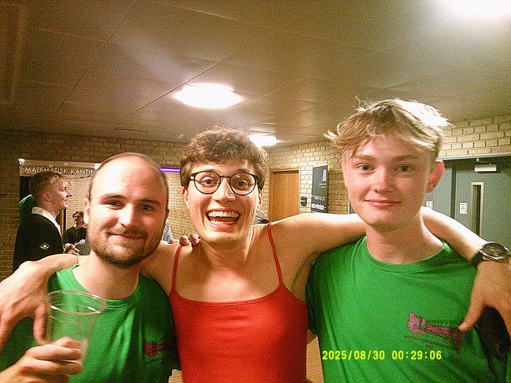 rushyg/20250830002906_00