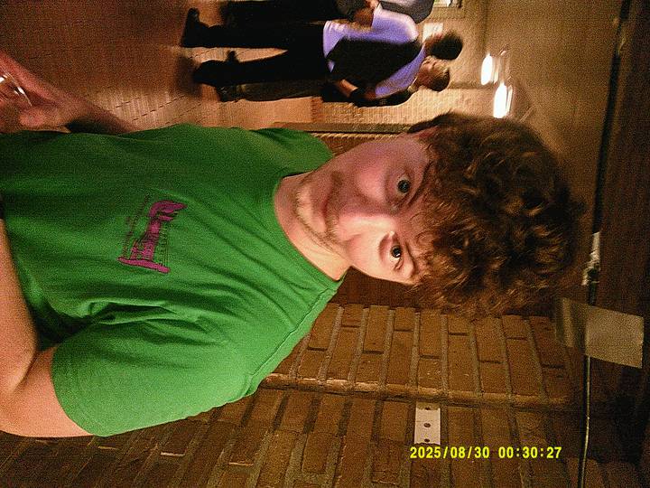 rushyg/20250830003027_00