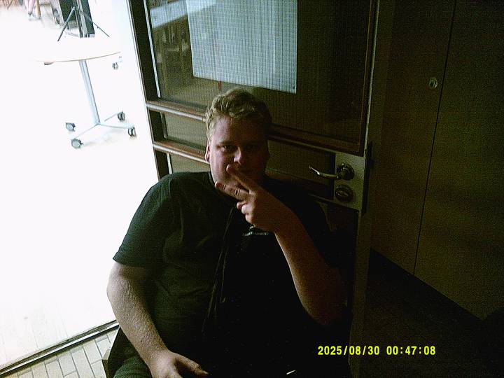 rushyg/20250830004708_00