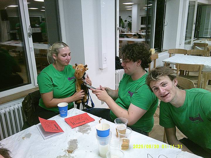 rushyg/20250830011131_00