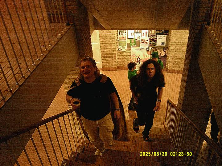 rushyg/20250830022350_00