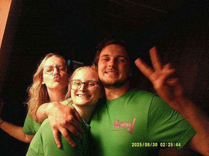 rushyg/20250830022544_00