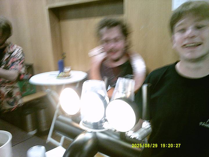 rushyg/20250829192027_00