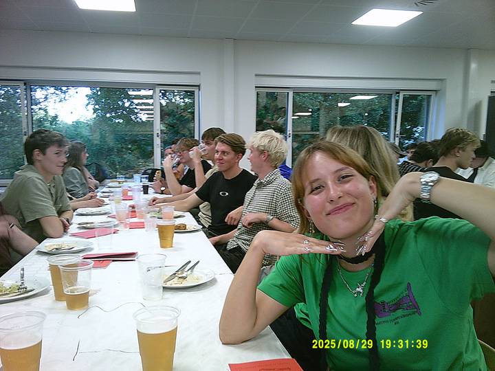 rushyg/20250829193139_00