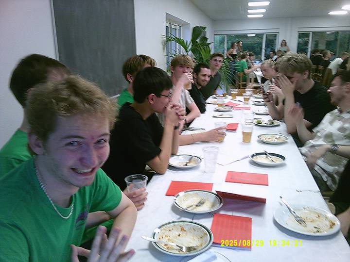 rushyg/20250829193421_00