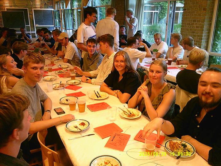 rushyg/20250829193930_00