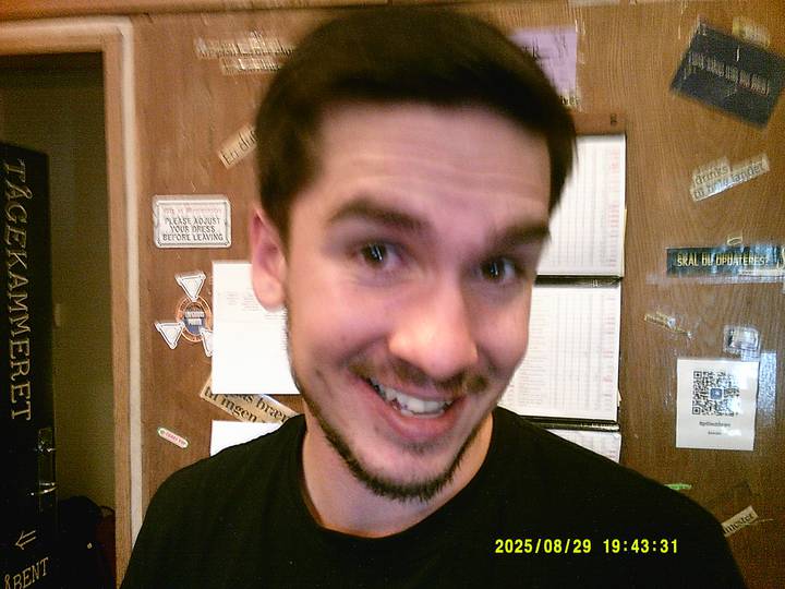 rushyg/20250829194331_00