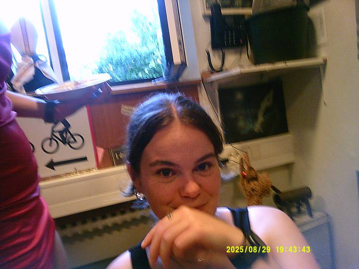 rushyg/20250829194343_00