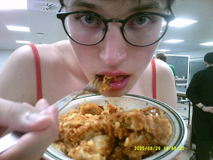 rushyg/20250829194830_00