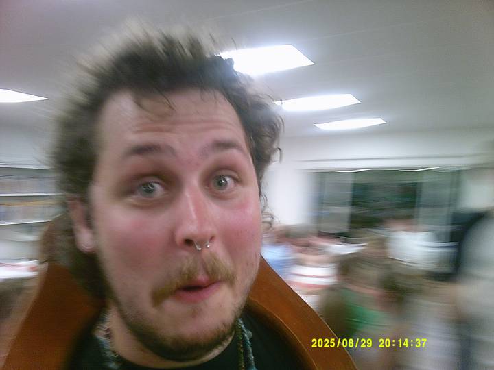 rushyg/20250829201437_00